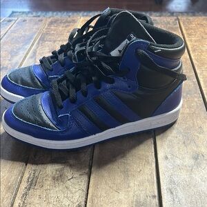Adidas Womens Black and Blue Sneakers - size 7